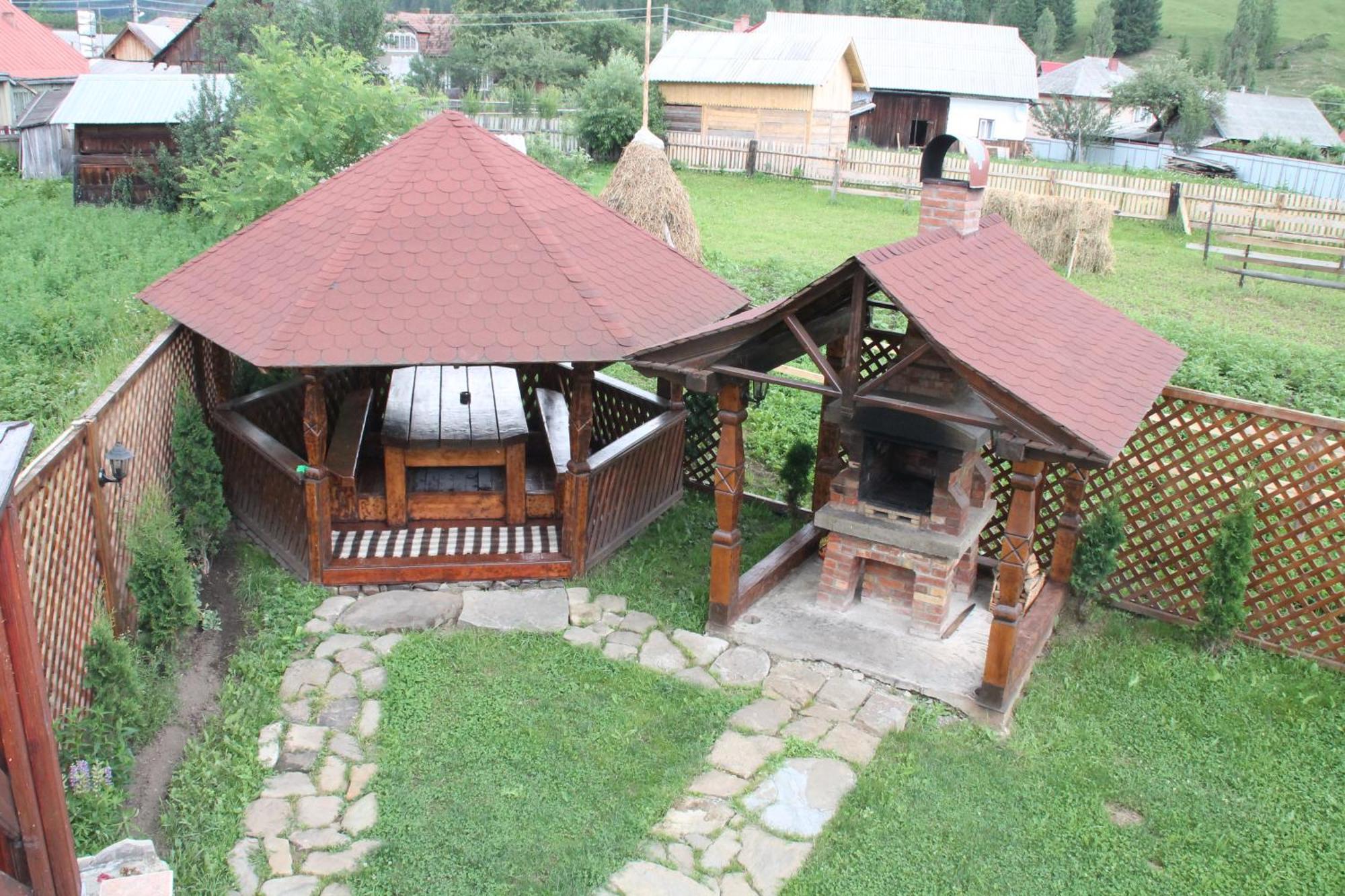 Pensiunea Alexandra Vatra Moldovitei Luaran gambar